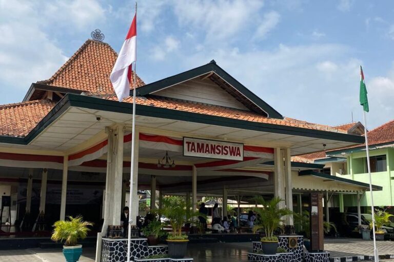 Sekolah Rakyat Bakal Gandeng PT Telkom untuk Persiapkan Infrastruktur Digital