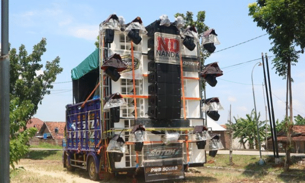 Ponpes di Jatim Keluarkan Fatwa Sound Horeg Haram