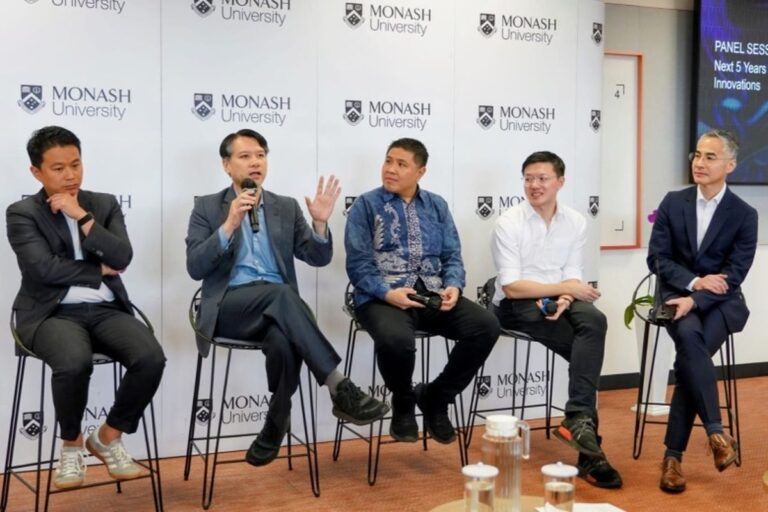 Sinar Mas Land dan Monash University